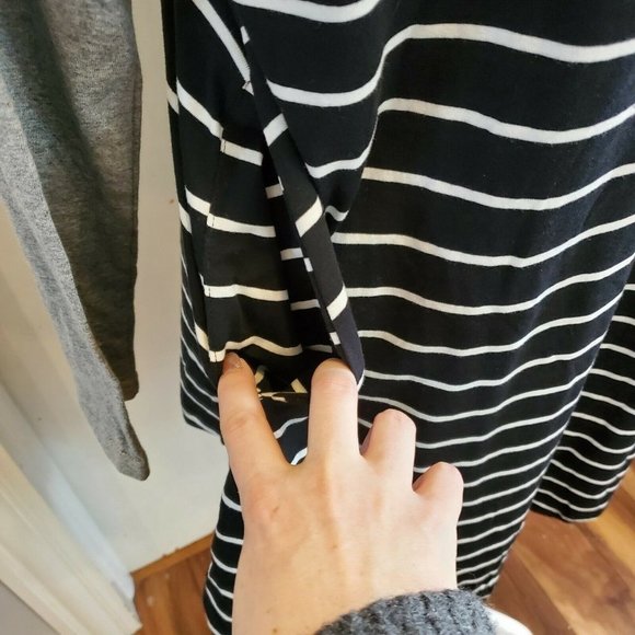 Umgee Longsleeve Tunic Top Oversized Black Gray Striped Pockets R7977 Size Small - Picture 6 of 8